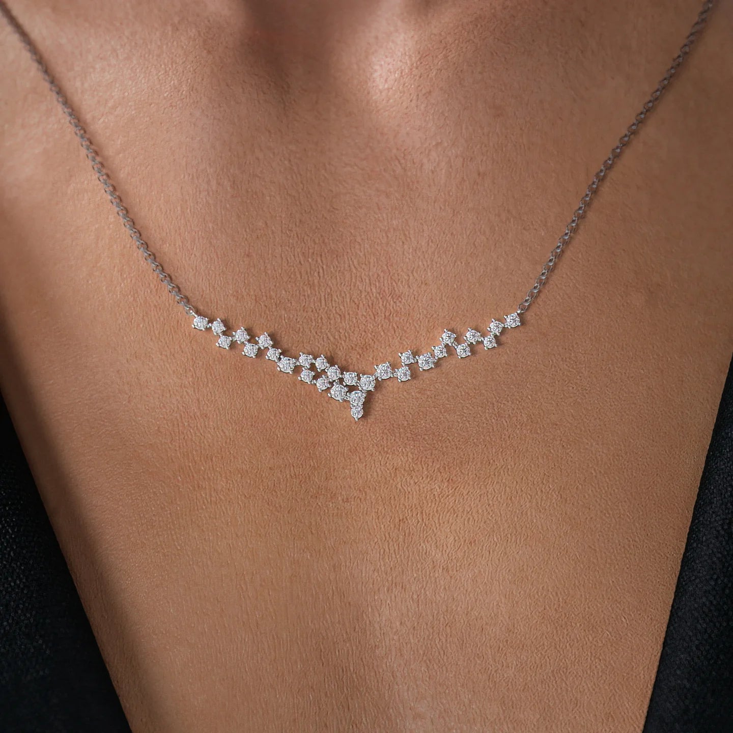Bent Array Pendant3