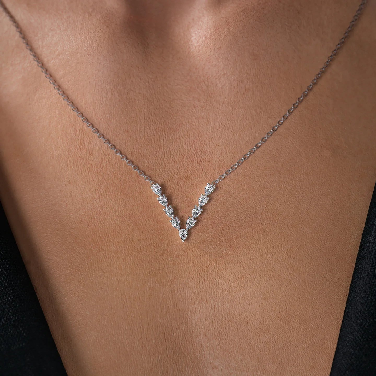 Shaft Pavé Arrowhead Pear Diamond Charm3