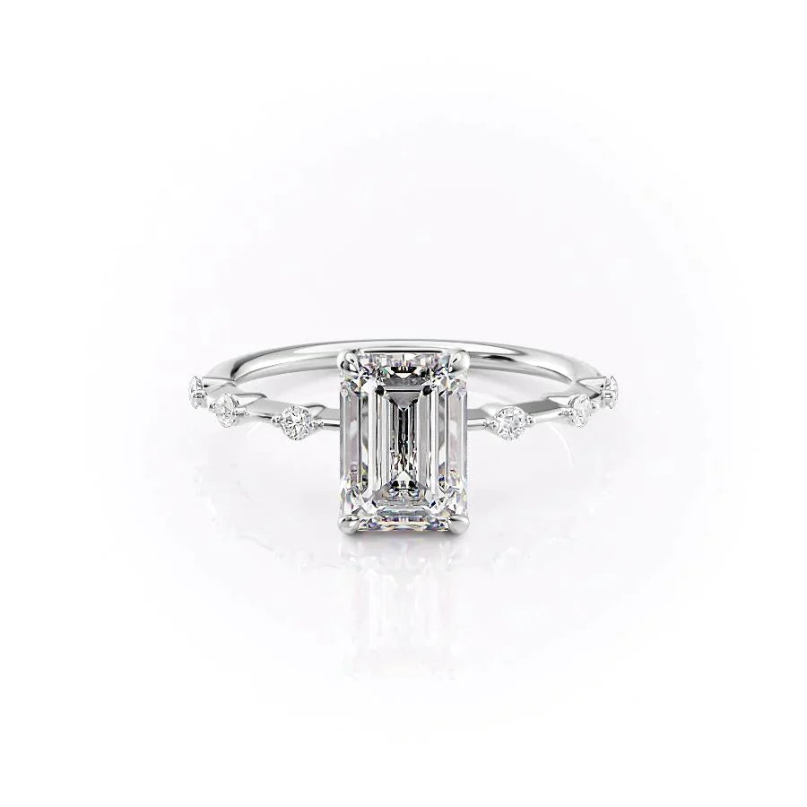 Elegance Emerald Ring