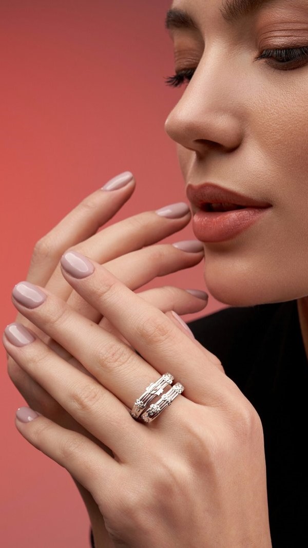 wedding band